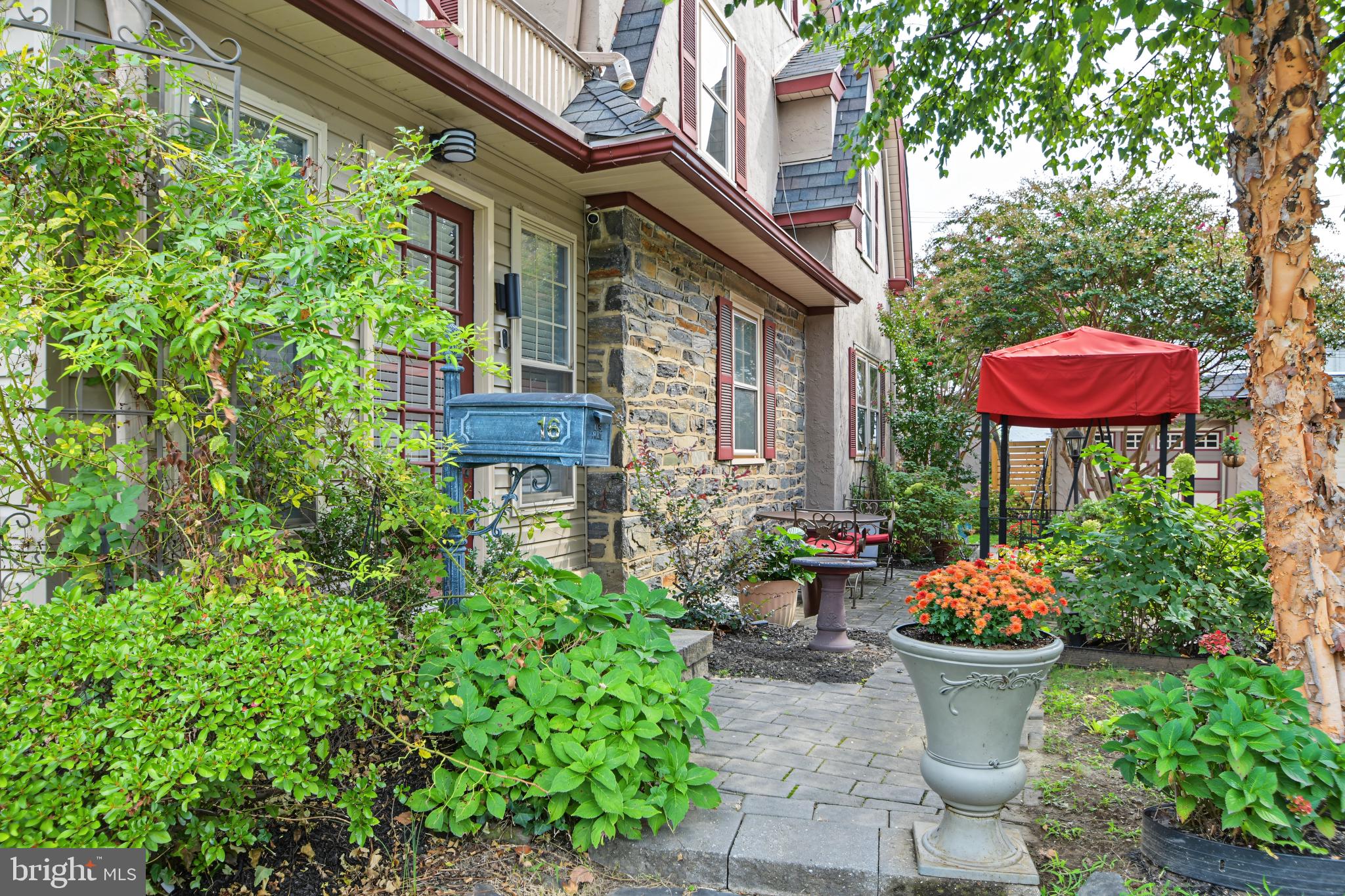 16 Gladstone Road Lansdowne, PA 19050 - Photo 3 of 53 Gallery Image 3