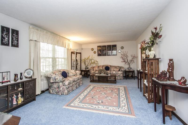 5468 Pine Bluff Road Columbus, OH 43229 - Photo 8 of 28 Gallery Image 8