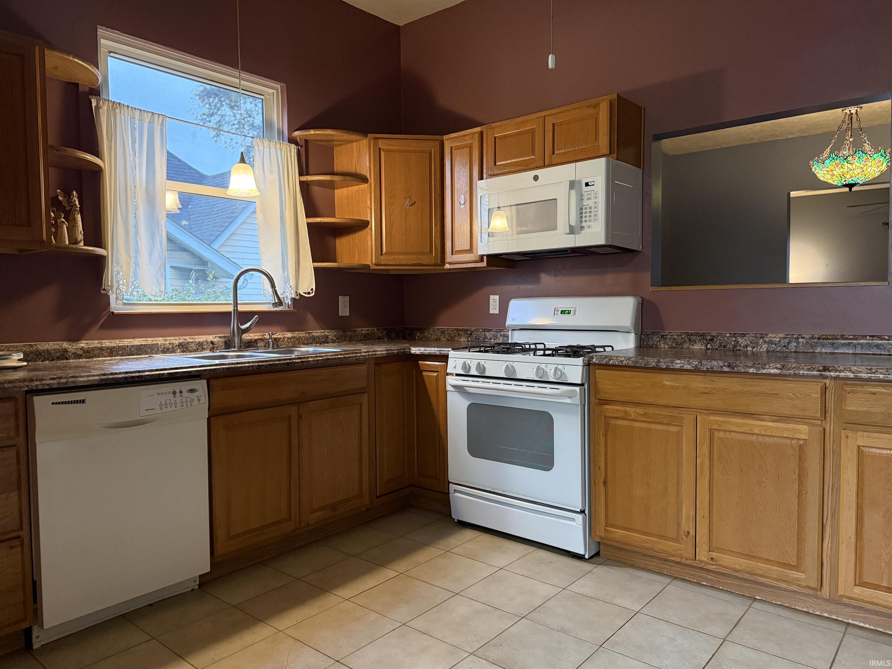 2118 I Street Bedford, IN 47421 - Photo 2 of 16