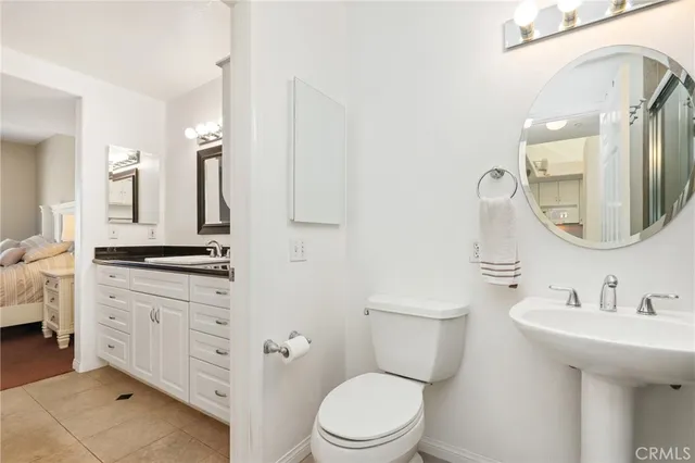 $719,800 | 2960 Champion Way, Unit 1208, Tustin, CA 92782