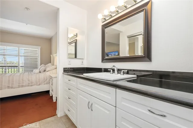 $719,800 | 2960 Champion Way, Unit 1208, Tustin, CA 92782