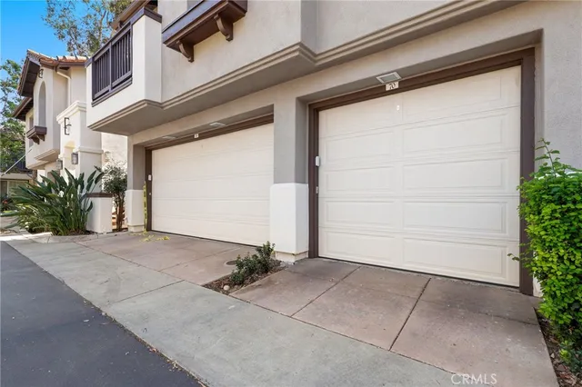 $719,800 | 2960 Champion Way, Unit 1208, Tustin, CA 92782