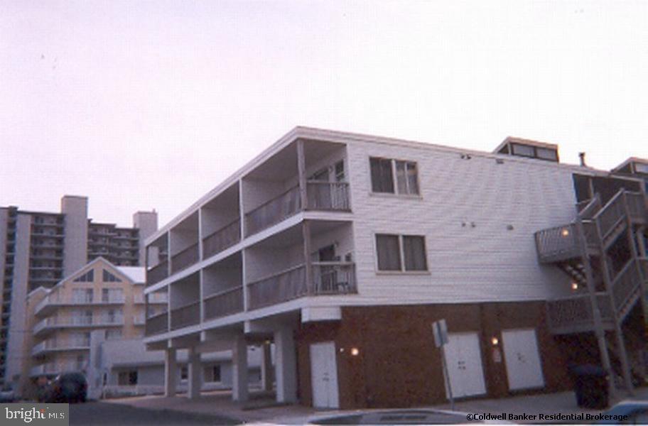 11 91st Street, Unit 102 Ocean City, MD 21842 - Photo 42 of 43 a front view of a building