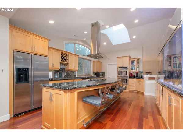 $960,000 | 4647 Southeast Honors Drive, Gresham, OR 97080