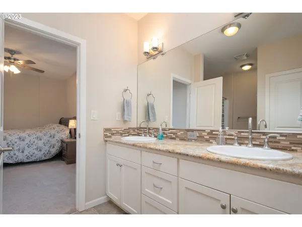 $960,000 | 4647 Southeast Honors Drive, Gresham, OR 97080