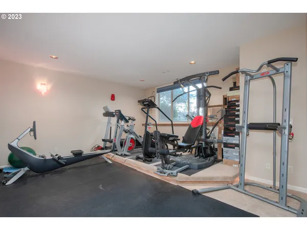 $960,000 | 4647 Southeast Honors Drive, Gresham, OR 97080