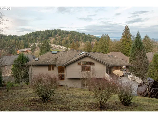 $960,000 | 4647 Southeast Honors Drive, Gresham, OR 97080