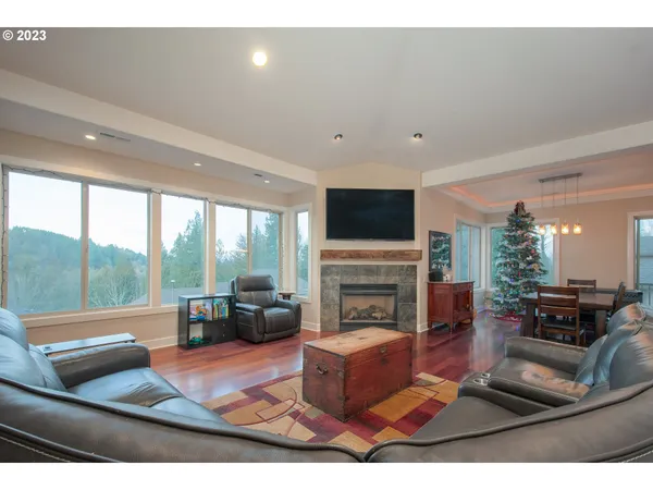 $960,000 | 4647 Southeast Honors Drive, Gresham, OR 97080