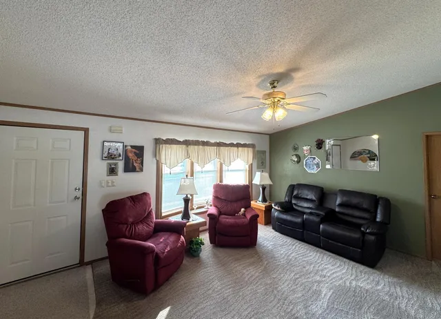 $65,000 | 517 Locust Drive, Marshall, MN 56258