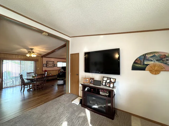 $65,000 | 517 Locust Drive, Marshall, MN 56258