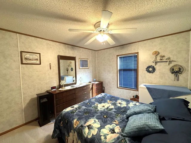 $80,000 | 517 Locust Drive, Marshall, MN 56258