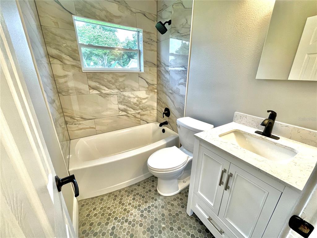 600 Ridgefield Avenue Ocoee, FL 34761 - Photo 5 of 45 Gorgeous renovated bathroom