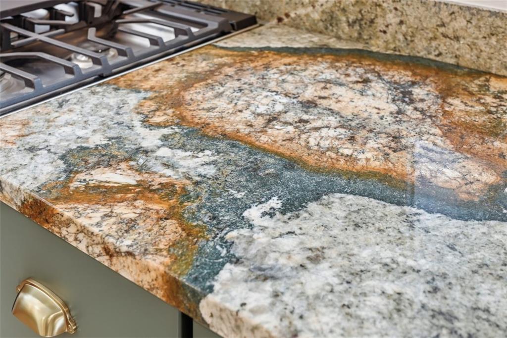4978 South Pioneer Road Gibsonia, PA 15044 - Photo 12 of 47 Gorgeous countertops