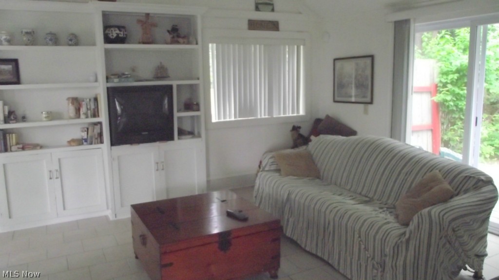 6829 Lakeview Road Hanoverton, OH 44423 - Photo 4 of 13 Gallery Image 4