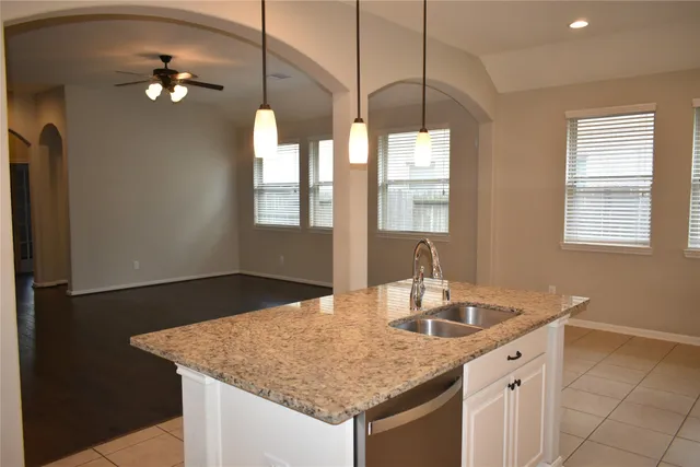 $2,375 | 29027 Crystal Rose Lane, Fulshear, TX 77441