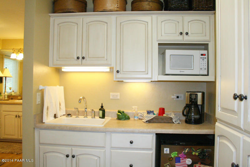 1045 Middlebrook Road Prescott, AZ 86303 - Photo 15 of 33 Master Suite Kitchenette