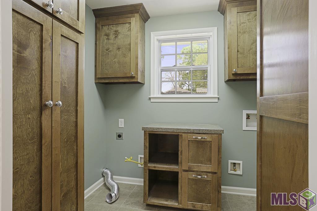 2166 Silverest Avenue Baton Rouge, LA 70816 - Photo 12 of 38