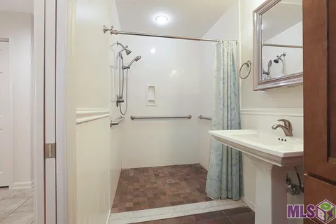 $235,000 | 2166 Silverest Avenue, Baton Rouge, LA 70816