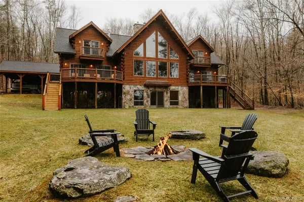 $1,875,000 | 249 Woodstone Trail, Smallwood, NY 12778