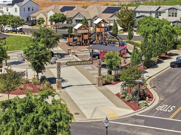 $899,000 | 2352 Augusta Avenue, Tracy, CA 95377