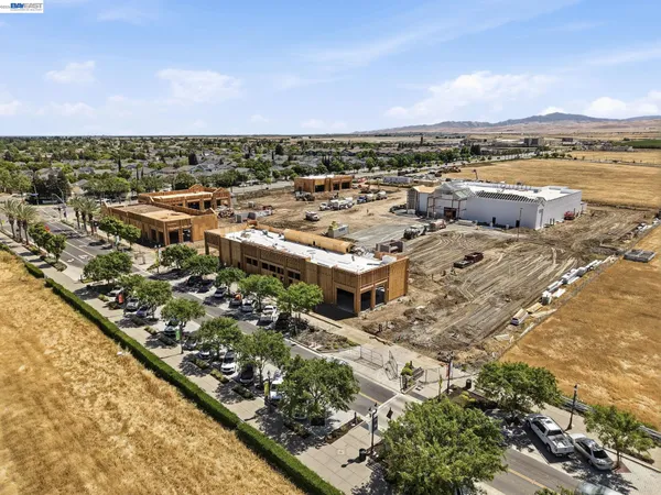 $899,000 | 2352 Augusta Avenue, Tracy, CA 95377