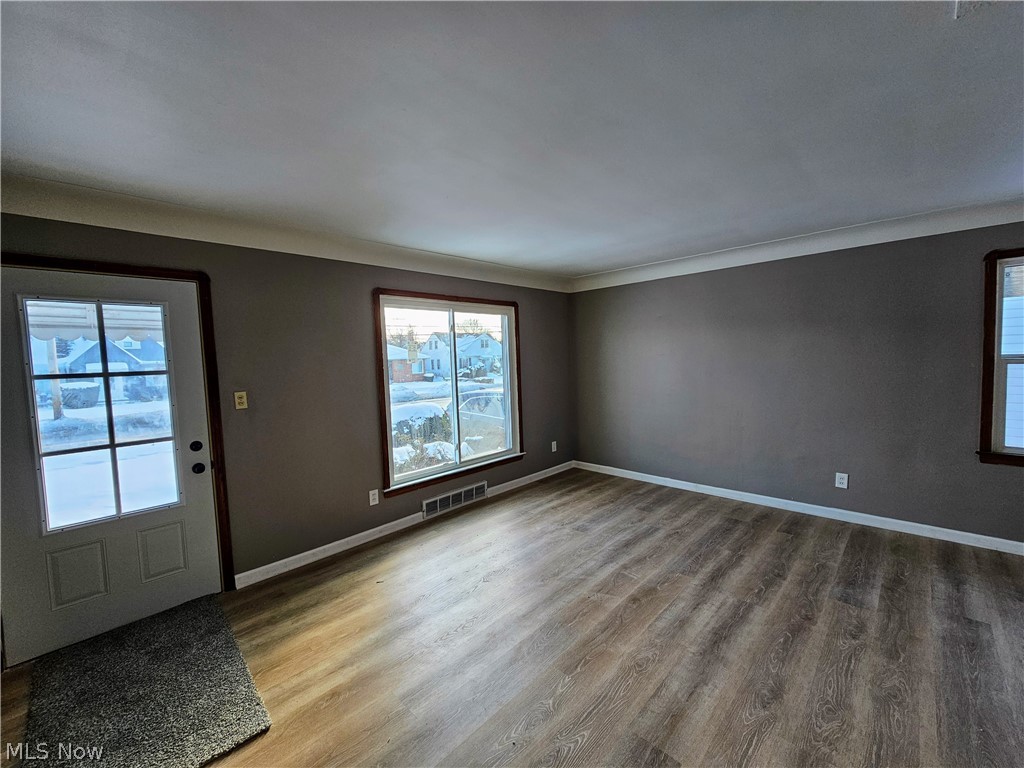 13417 Granger Road Cleveland, OH 44125 - Photo 3 of 36 Gallery Image 3