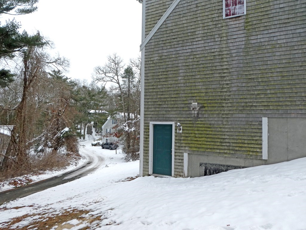 103 Barker Road Wareham, MA 02538 - Photo 7 of 39 Gallery Image 7