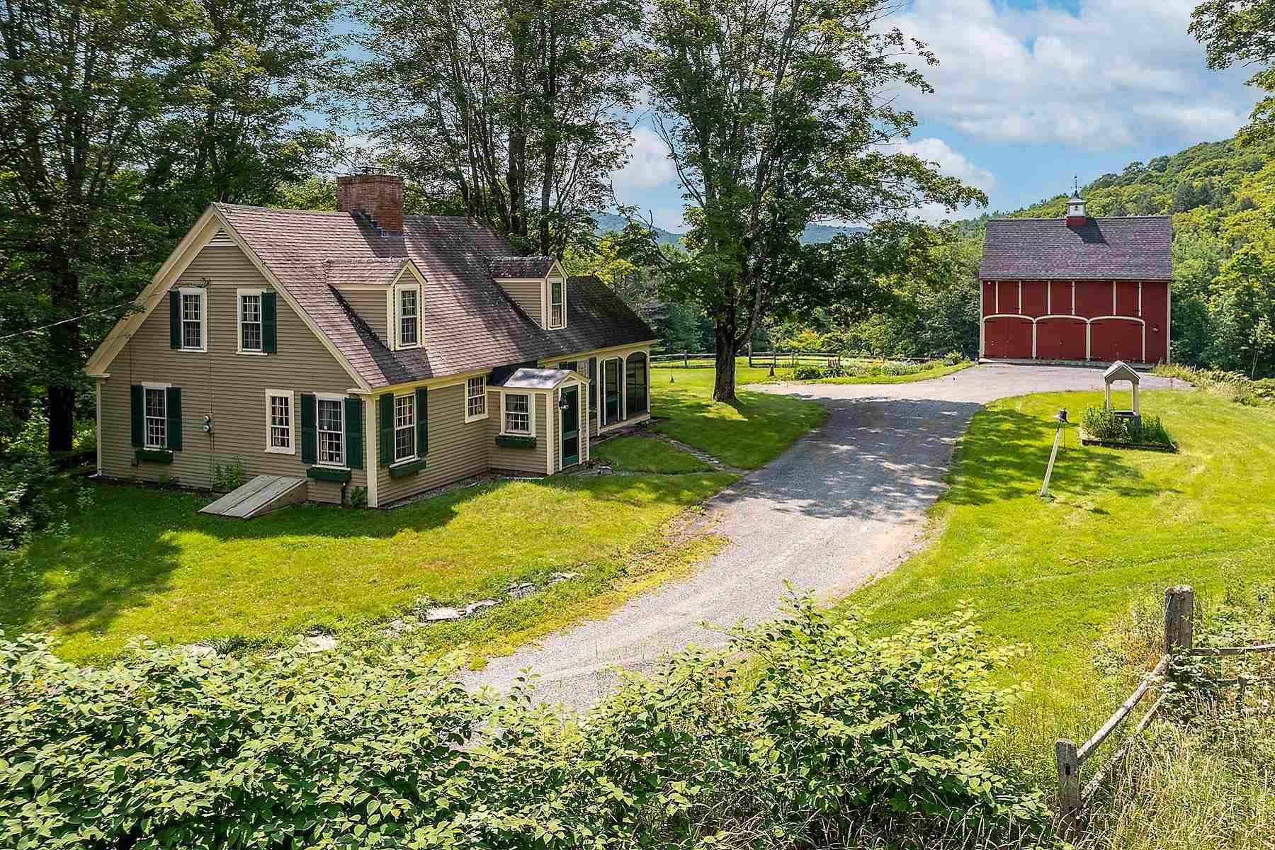 131 Bernard Road Pomfret, VT 05067 - Photo 3 of 38