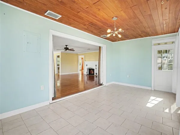 $385,000 | 1725 Hamilton Street, Eustis, FL 32726