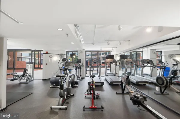 $2,275 | 1001 North Randolph Street, Unit 112, Arlington, VA 22201