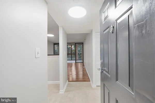 $2,275 | 1001 North Randolph Street, Unit 112, Arlington, VA 22201