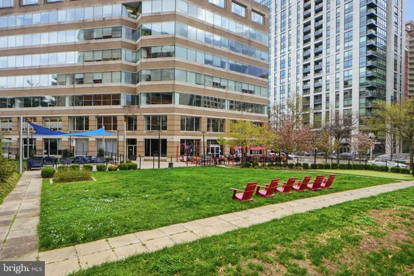 $2,275 | 1001 North Randolph Street, Unit 112, Arlington, VA 22201