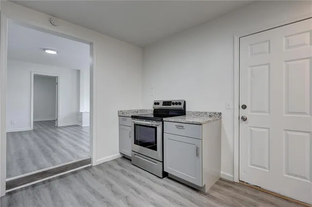 $185,000 | 208 East Park Street, Pittsburg, KS 66762