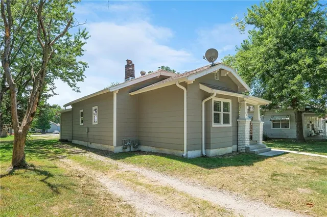 $185,000 | 208 East Park Street, Pittsburg, KS 66762