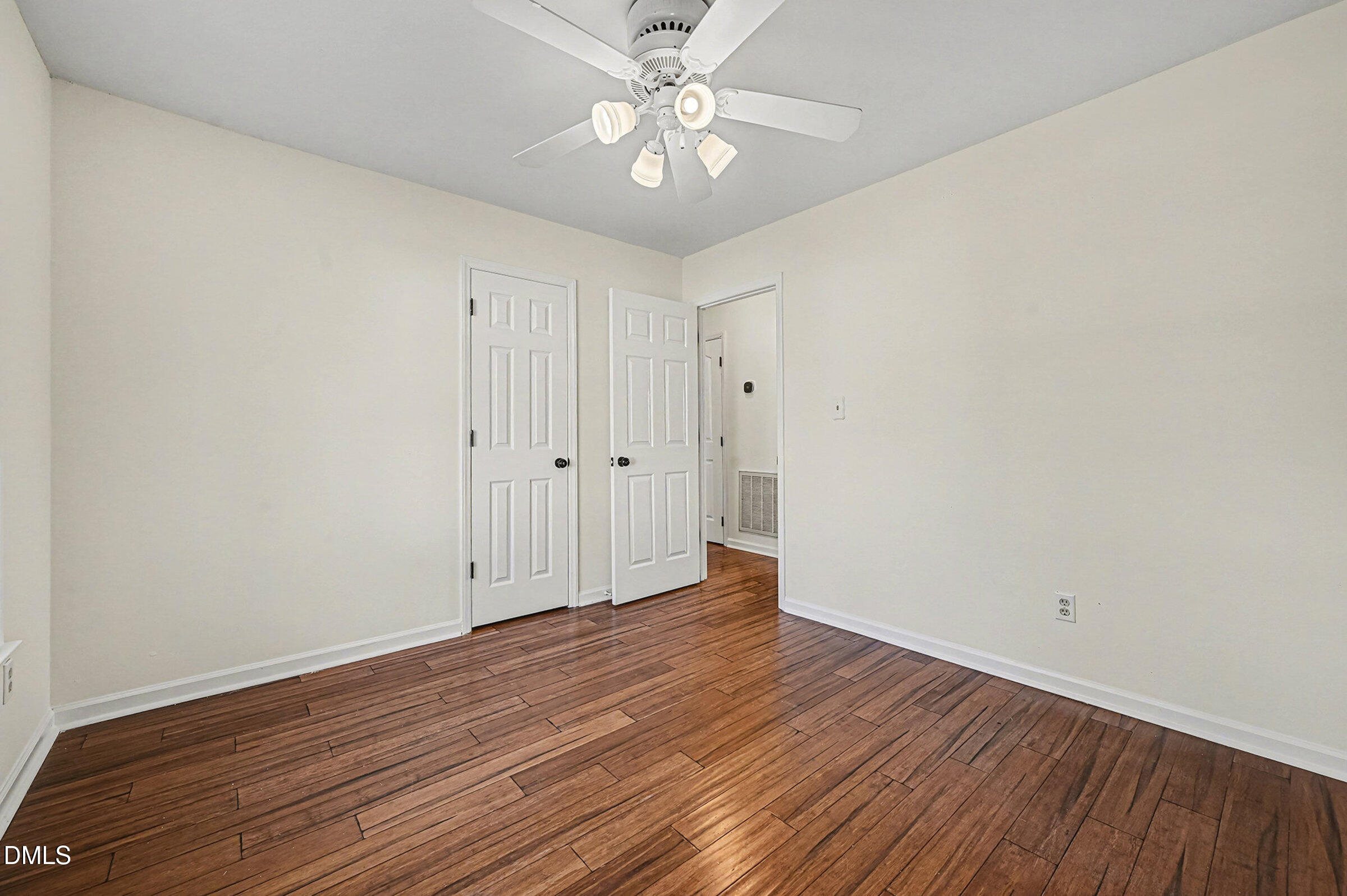 112 Rock Pointe Lane Cary, NC 27513 - Photo 19 of 35 019_file_139