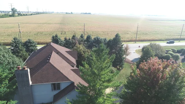 $725,000 | 19057 South Saddlebrook Drive, Shorewood, IL 60404