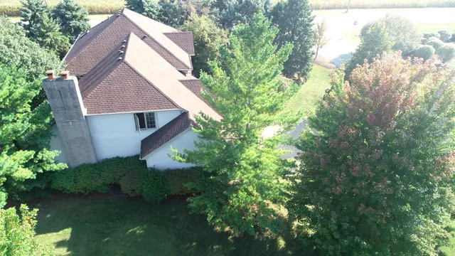 $724,000 | 19057 South Saddlebrook Drive, Shorewood, IL 60404