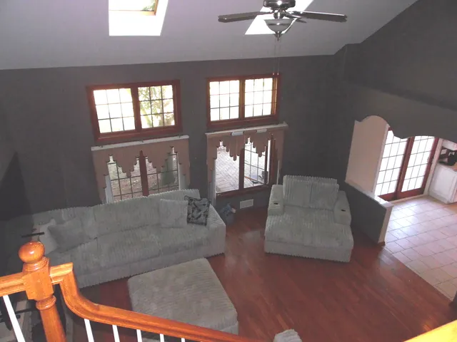 $725,000 | 19057 South Saddlebrook Drive, Shorewood, IL 60404