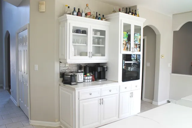 $723,000 | 19057 South Saddlebrook Drive, Shorewood, IL 60404