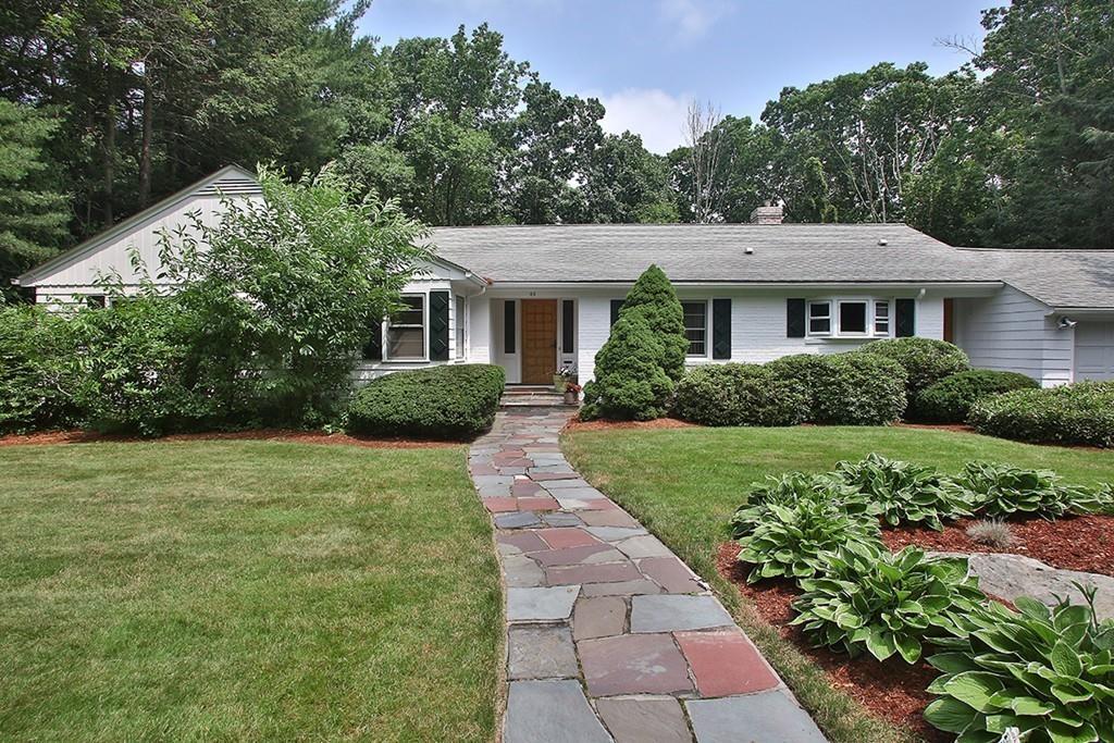 44 Oak Hill Road Worcester, MA 01609 - Photo 4 of 36 Gallery Image 4