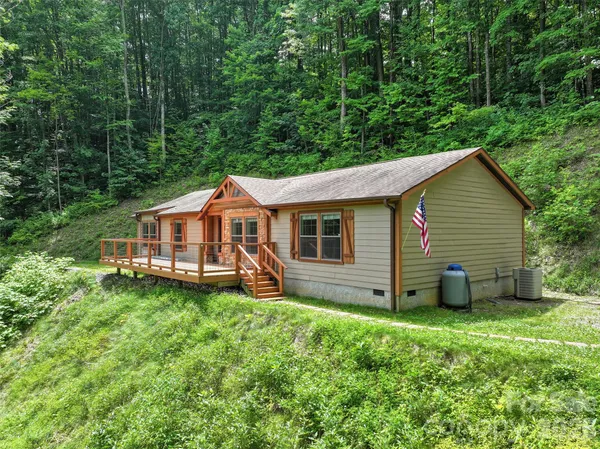 $397,000 | 193 Tipstill Cove, Waynesville, NC 28786
