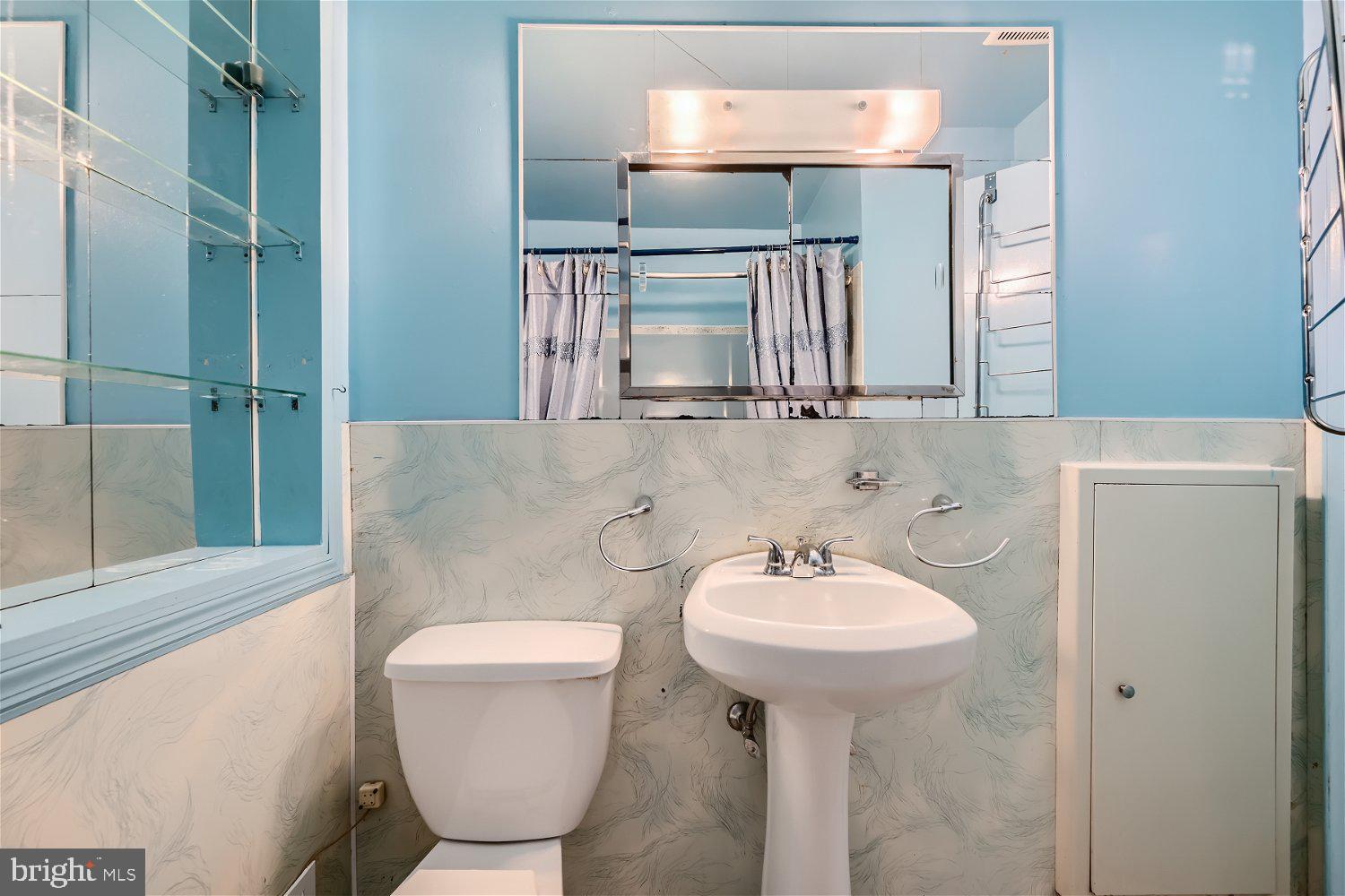 3401 Ripple Road Windsor Mill, MD 21244 - Photo 21 of 31 Hallway Full Bath