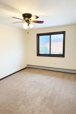 $1,550 | 15741 Thomas Lane, Unit 3BR, Oak Forest, IL 60452