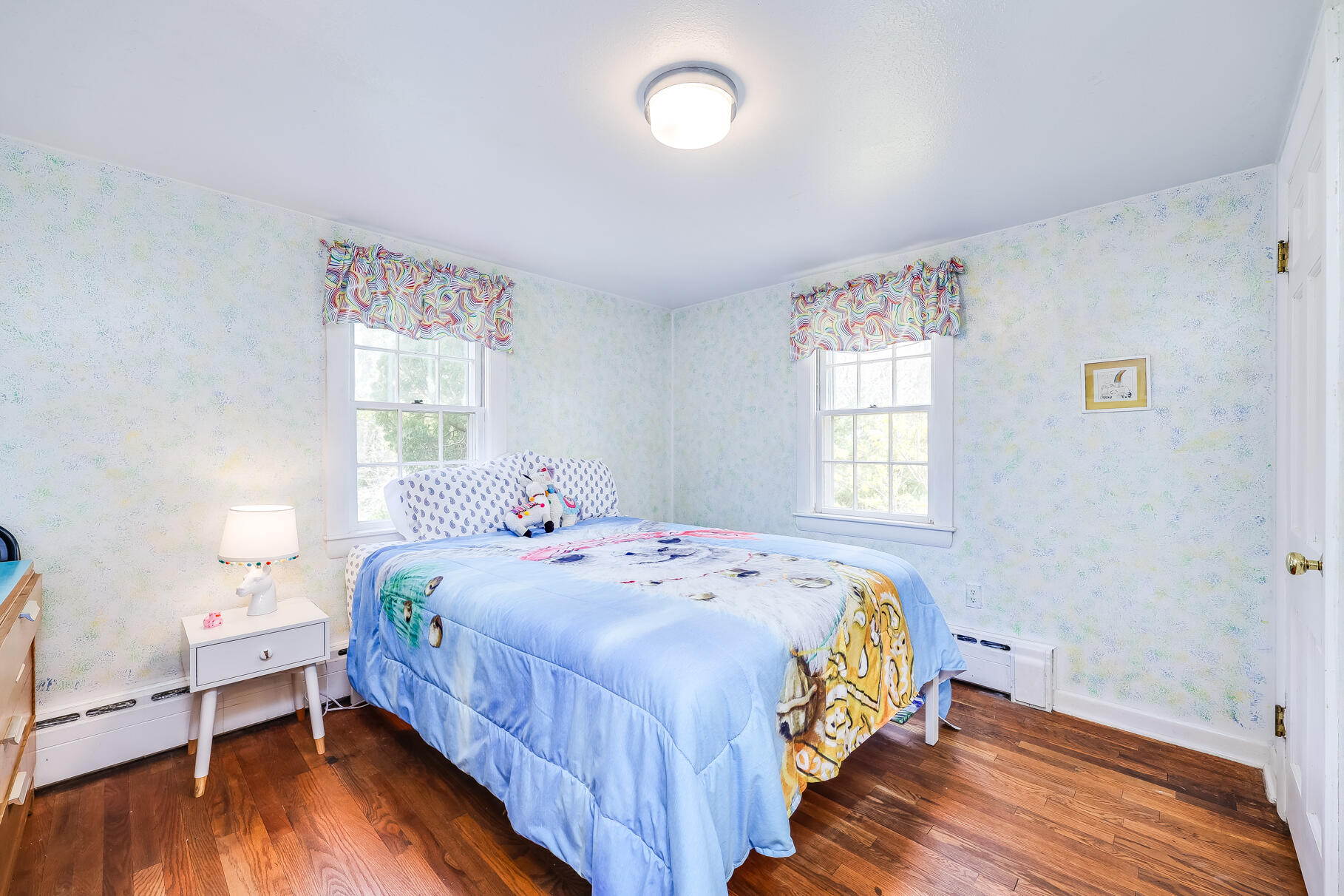189 Bay View Road Chatham, MA 02659 - Photo 27 of 59 a bedroom with a bed and a window