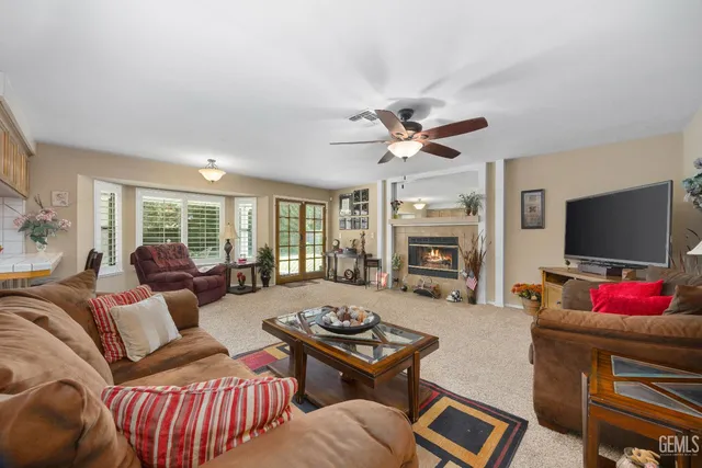 $500,000 | Undisclosed Address, Bakersfield, CA 93308