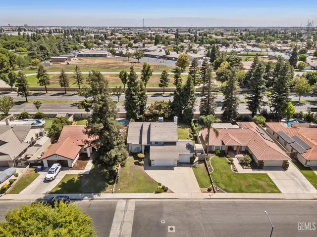 $500,000 | Undisclosed Address, Bakersfield, CA 93308