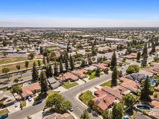 $500,000 | Undisclosed Address, Bakersfield, CA 93308