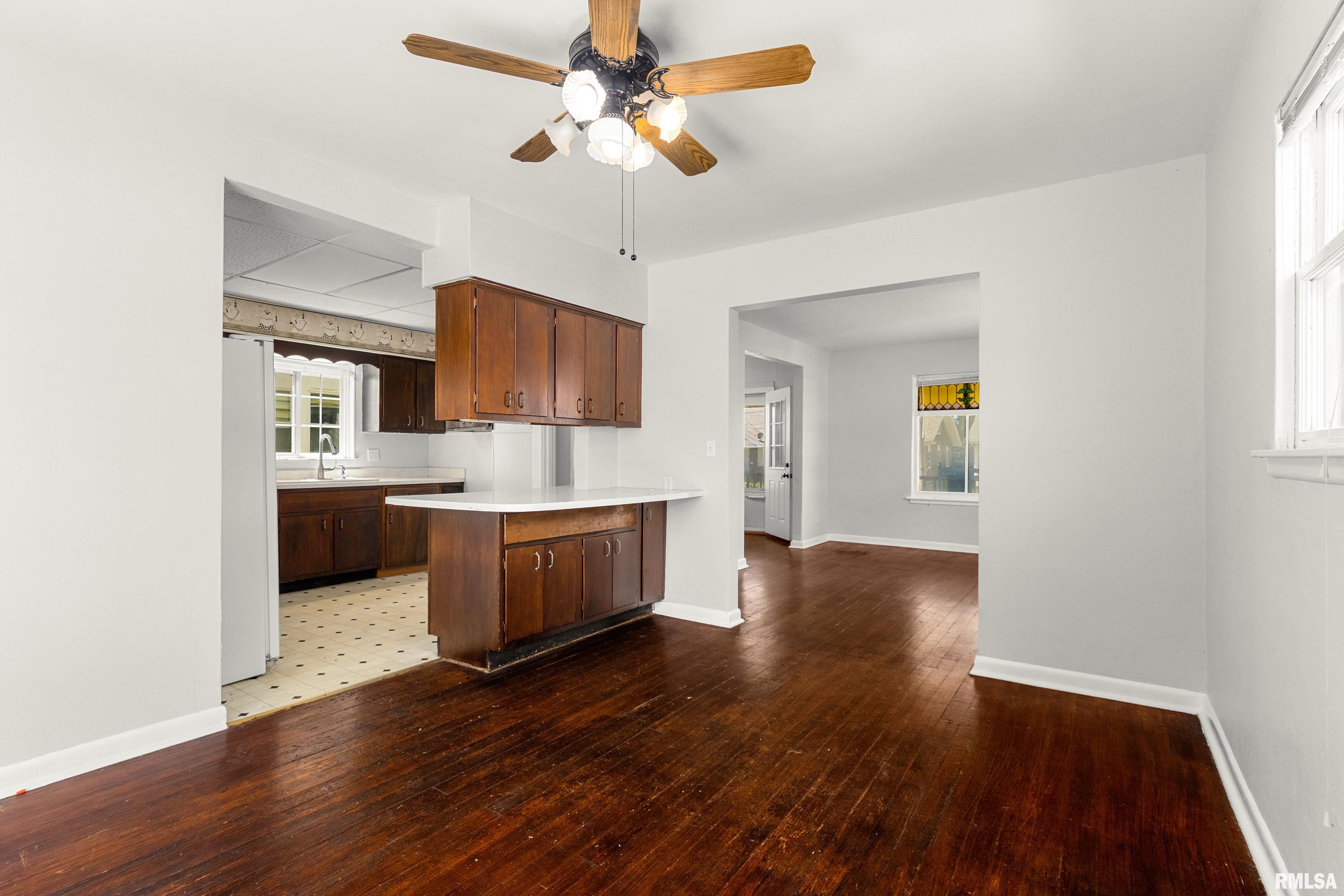 2638 North Prospect Road Peoria, IL 61603 - Photo 13 of 31 Gallery Image 13
