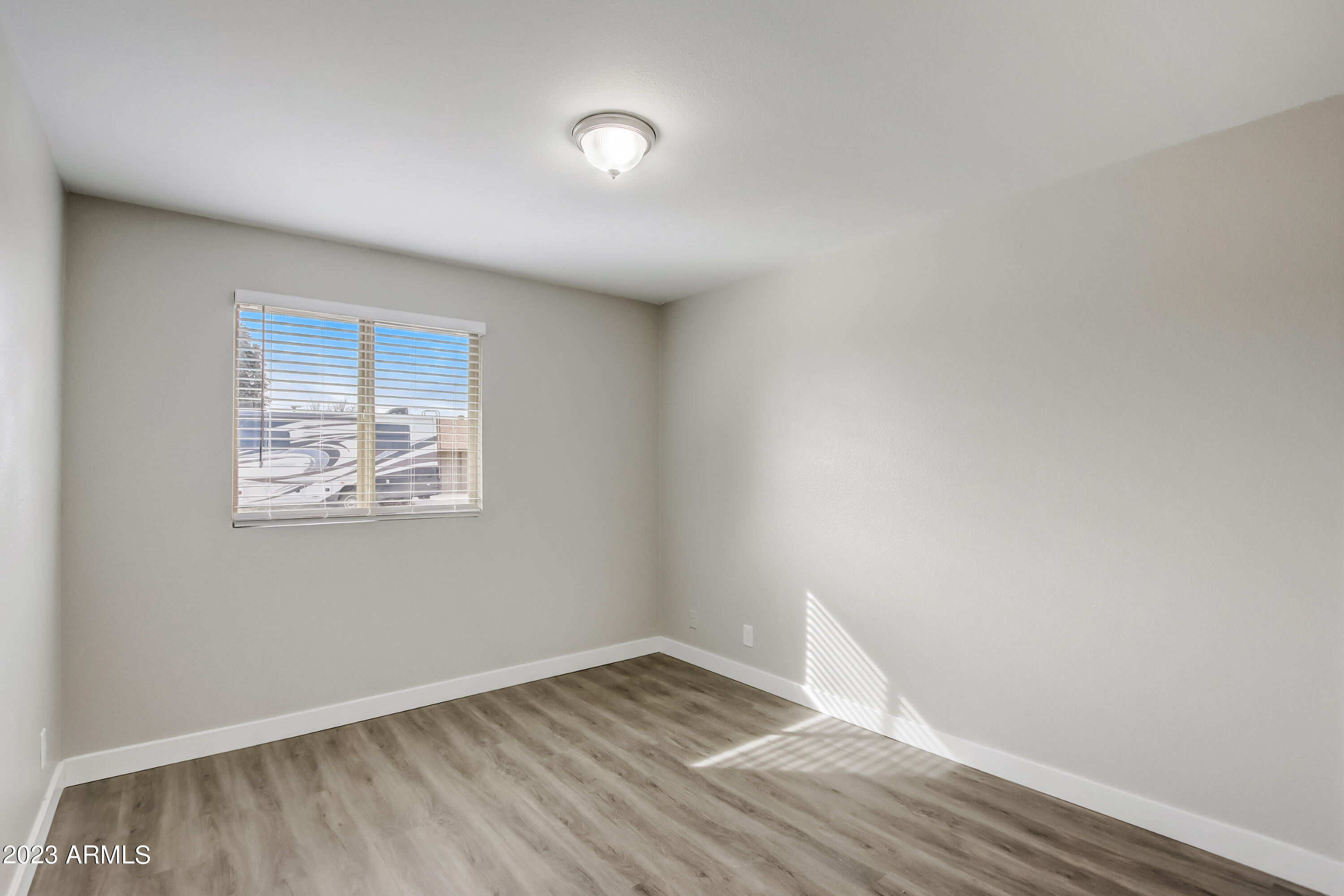 2538 West Bloomfield Road Phoenix, AZ 85029 - Photo 14 of 26 16