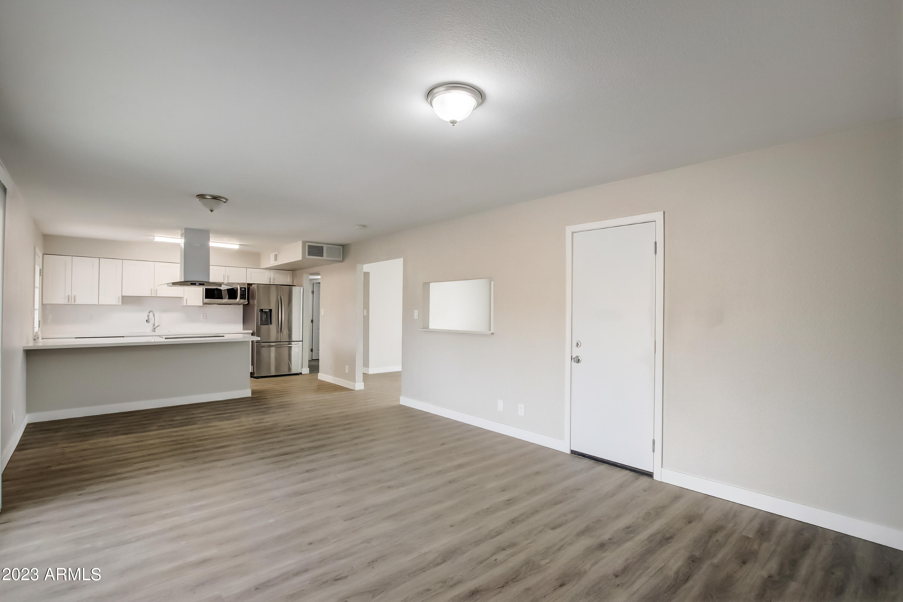 2538 West Bloomfield Road Phoenix, AZ 85029 - Photo 6 of 26 8